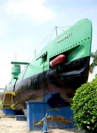 Monumen Kapal Selam (Monkasel)
