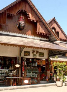 Pasar Triwindu