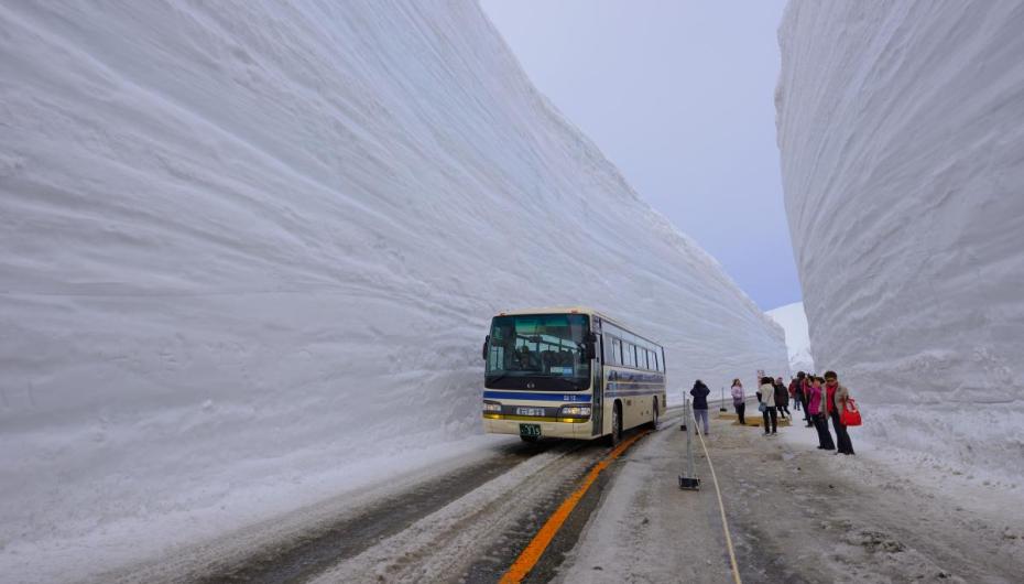 Tateyama Alpine Route      