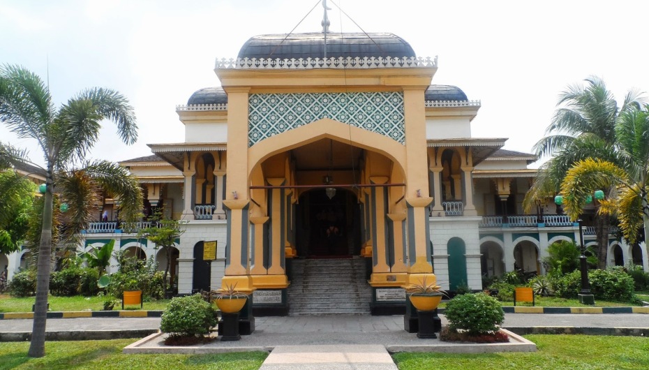 Medan Lake Toba Tour packages 2D1N - 1001malam.com