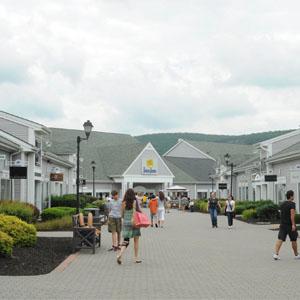 Woodburry Outlet